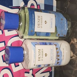 Denim and Daises Bath and Body Works